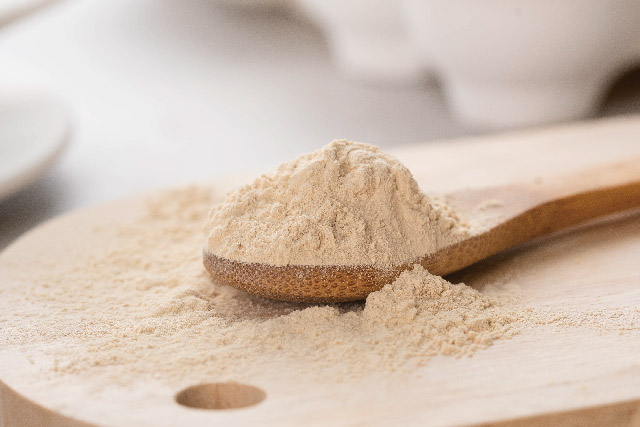 What is the difference between whey and yeast protein What is the difference between whey and yeast protein